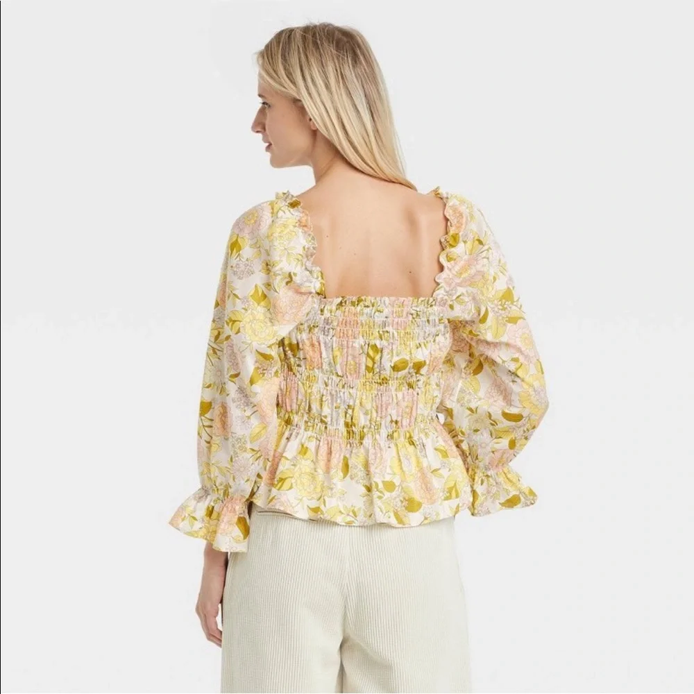 Who What Wear Floral Peplum Top